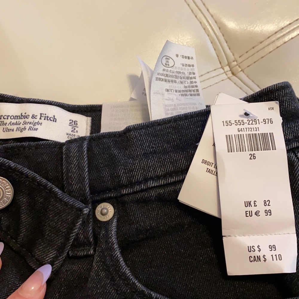 Abercrombie straight leg ankle ultra high rise 26